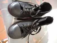 Botins de lona preta