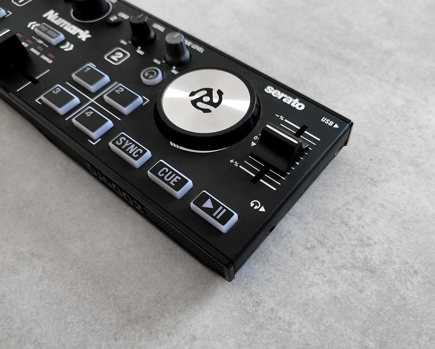 Kontroler Dj Numark DJ2GO2 TOUCH konsola mikser