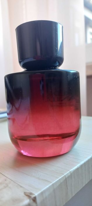 Woda toaletowa Zara Red Vanilla 90 ml