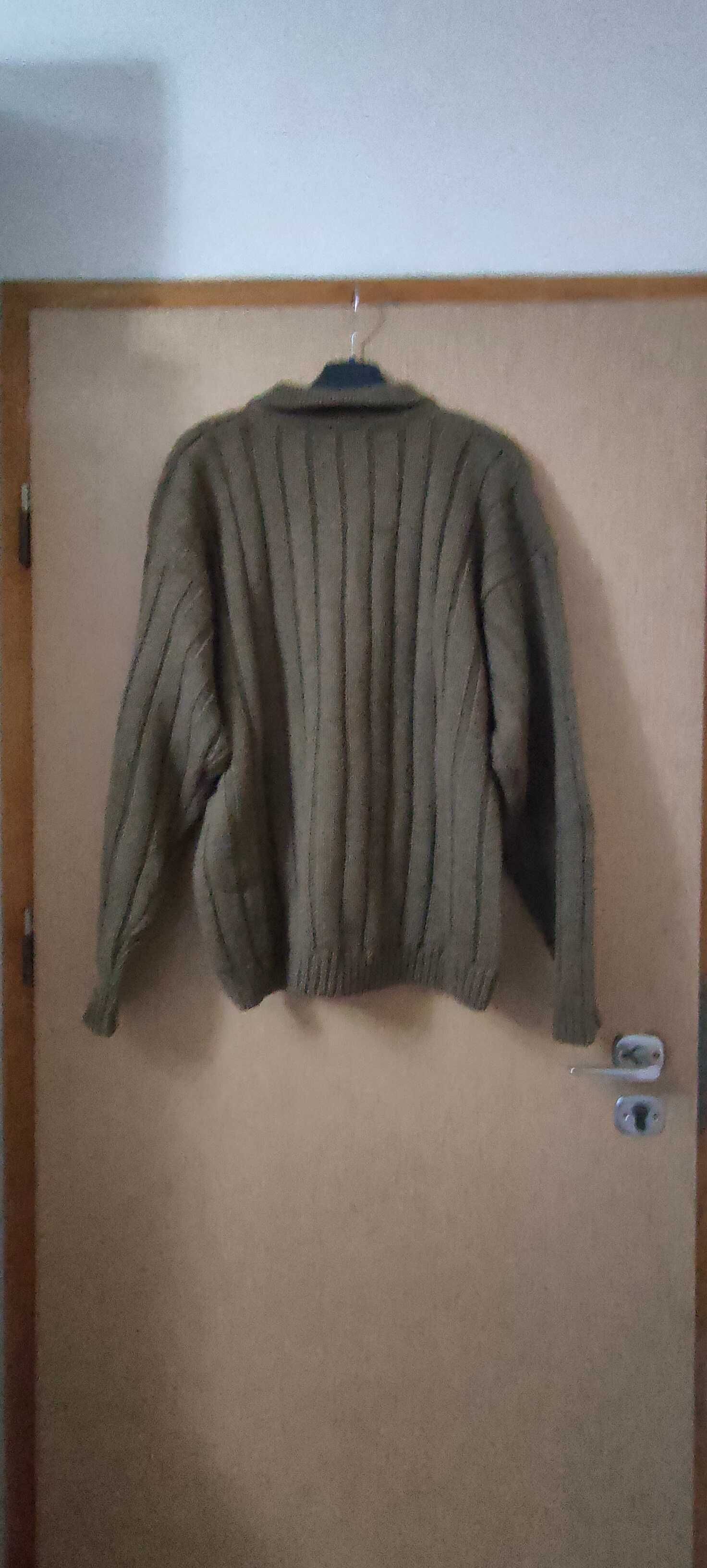 Sweter cieplutki