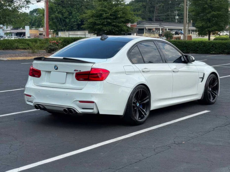BMW M3      2017