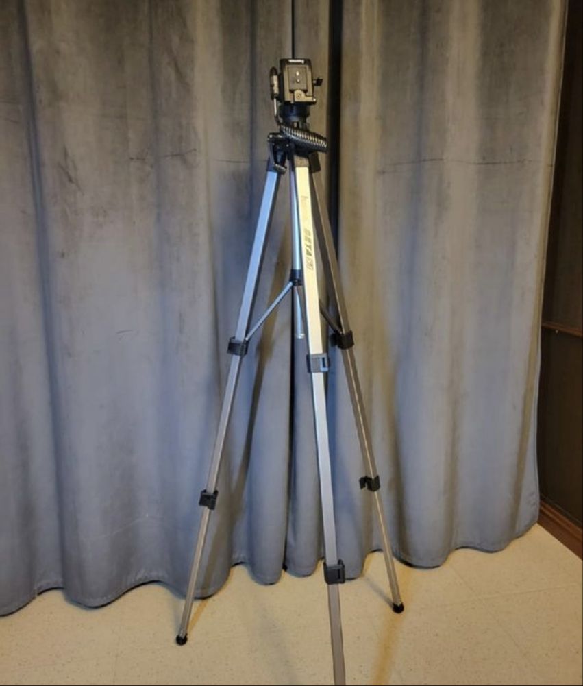 Statyw fotograficzny z glowicą hama BETA 51