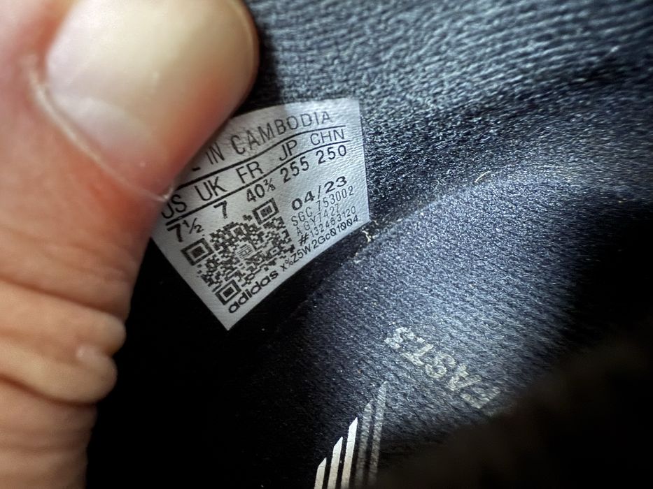 Бутси adidas 40 розмір