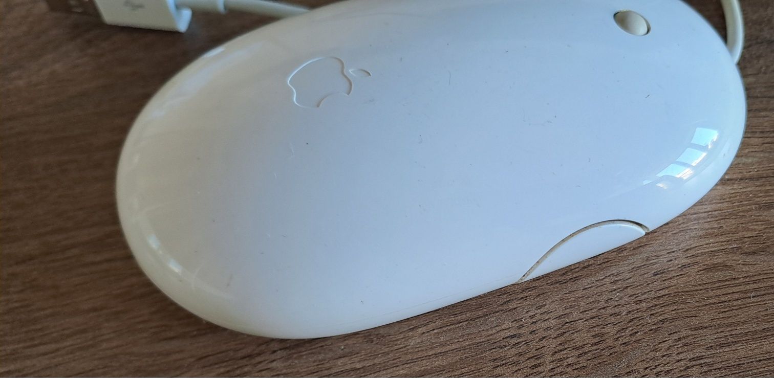 Myszka przewodowa Apple A1152