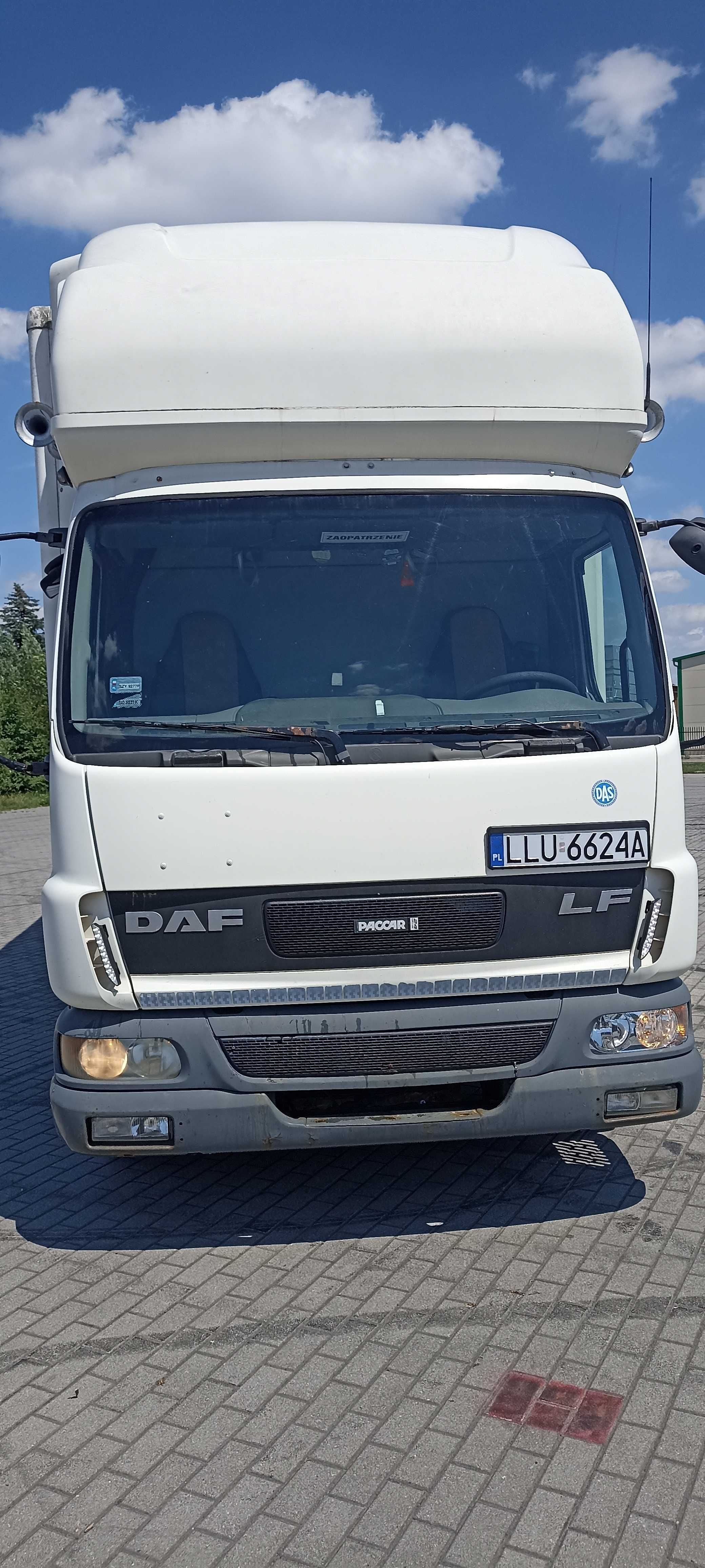 DAF LF45 180 kontener z windą
