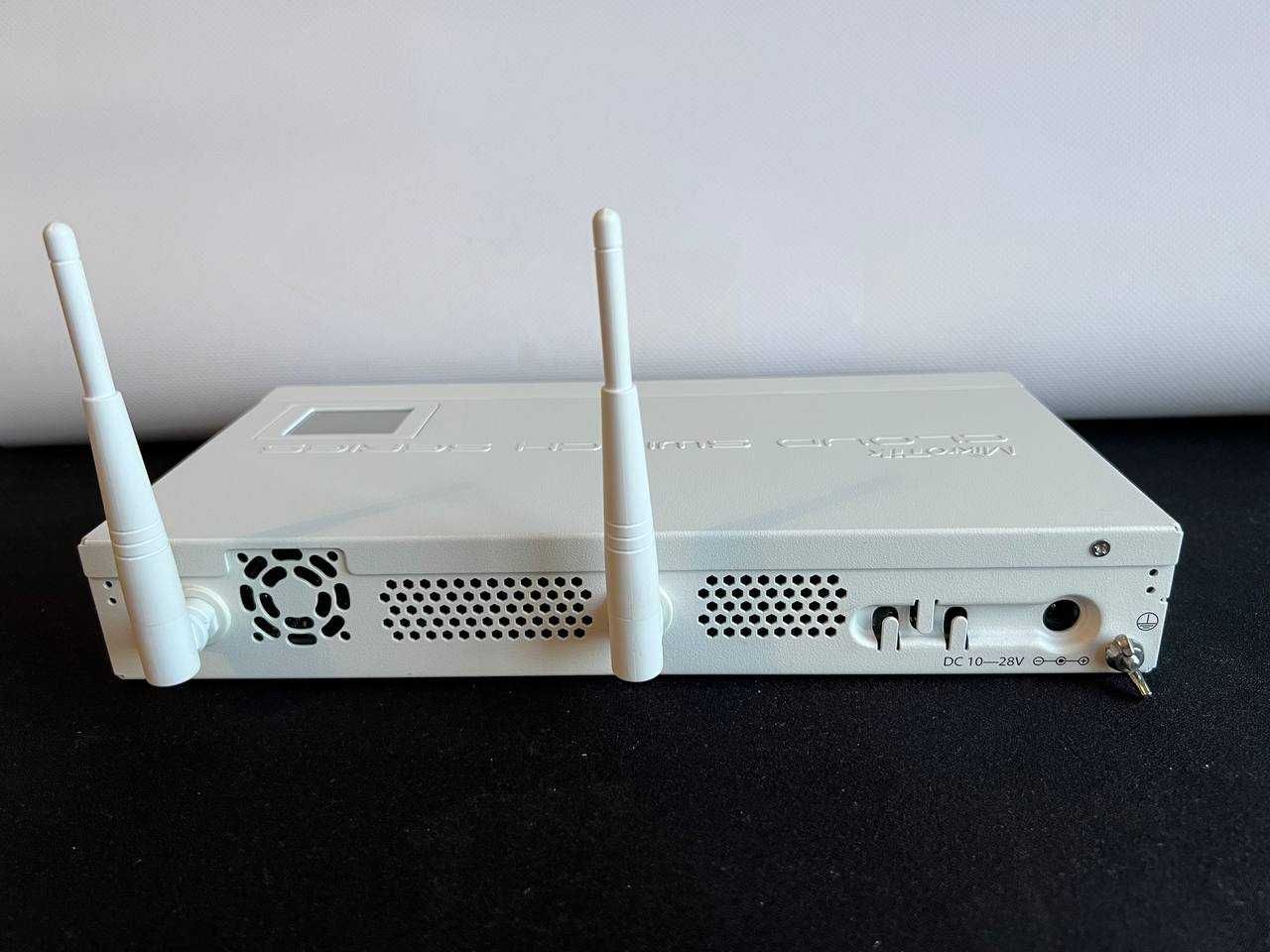 Комутатор/маршрутизатор MikroTik CRS125-24G-1S-2HnD-IN