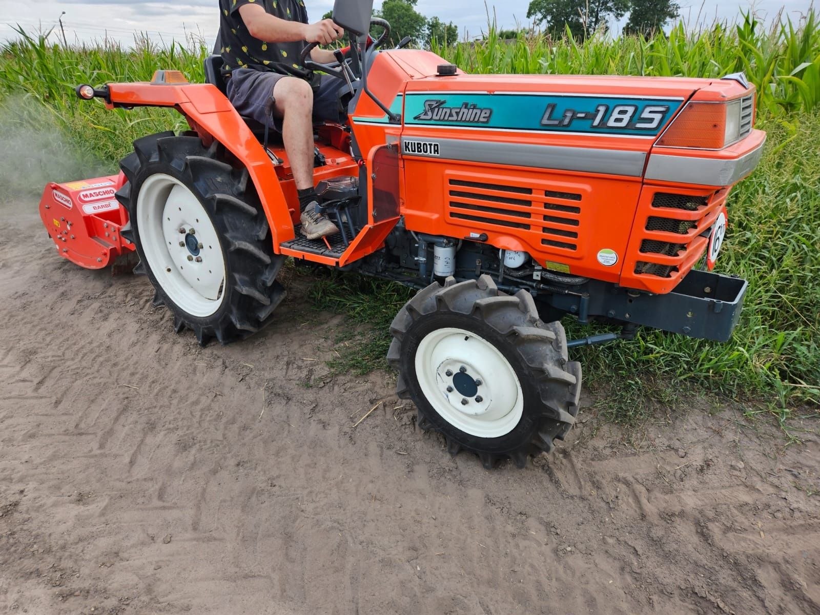 Mini traktor marki Kubota