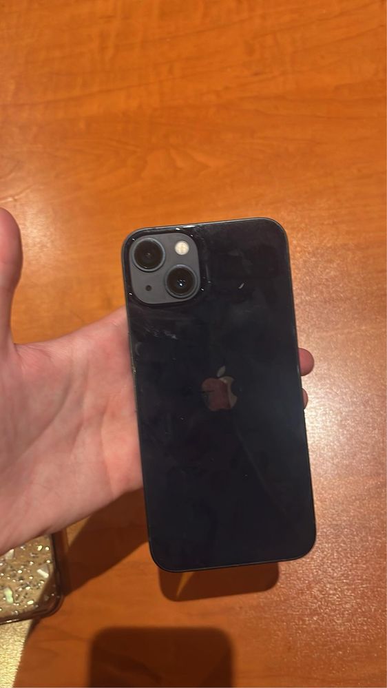 Iphon13 100% kondycja baterii