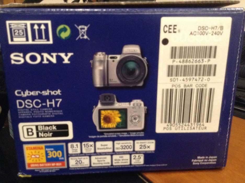 Máquina fotografica Sony DSC-H7