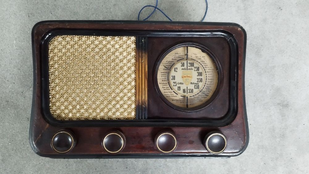 Rádio Antigo da Grundig