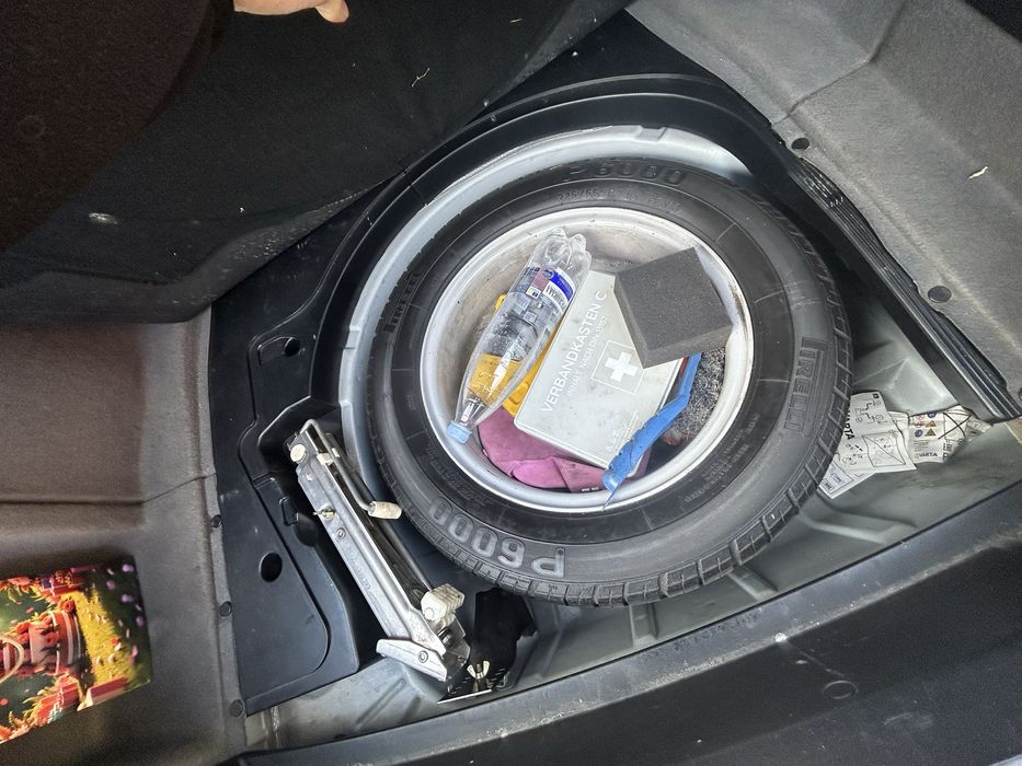 Продам bmw e39 523i