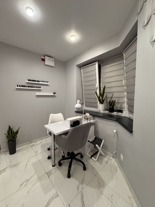 Оренда робочого місця майстра манікюру, перукаря,бровиста с. Новосілки