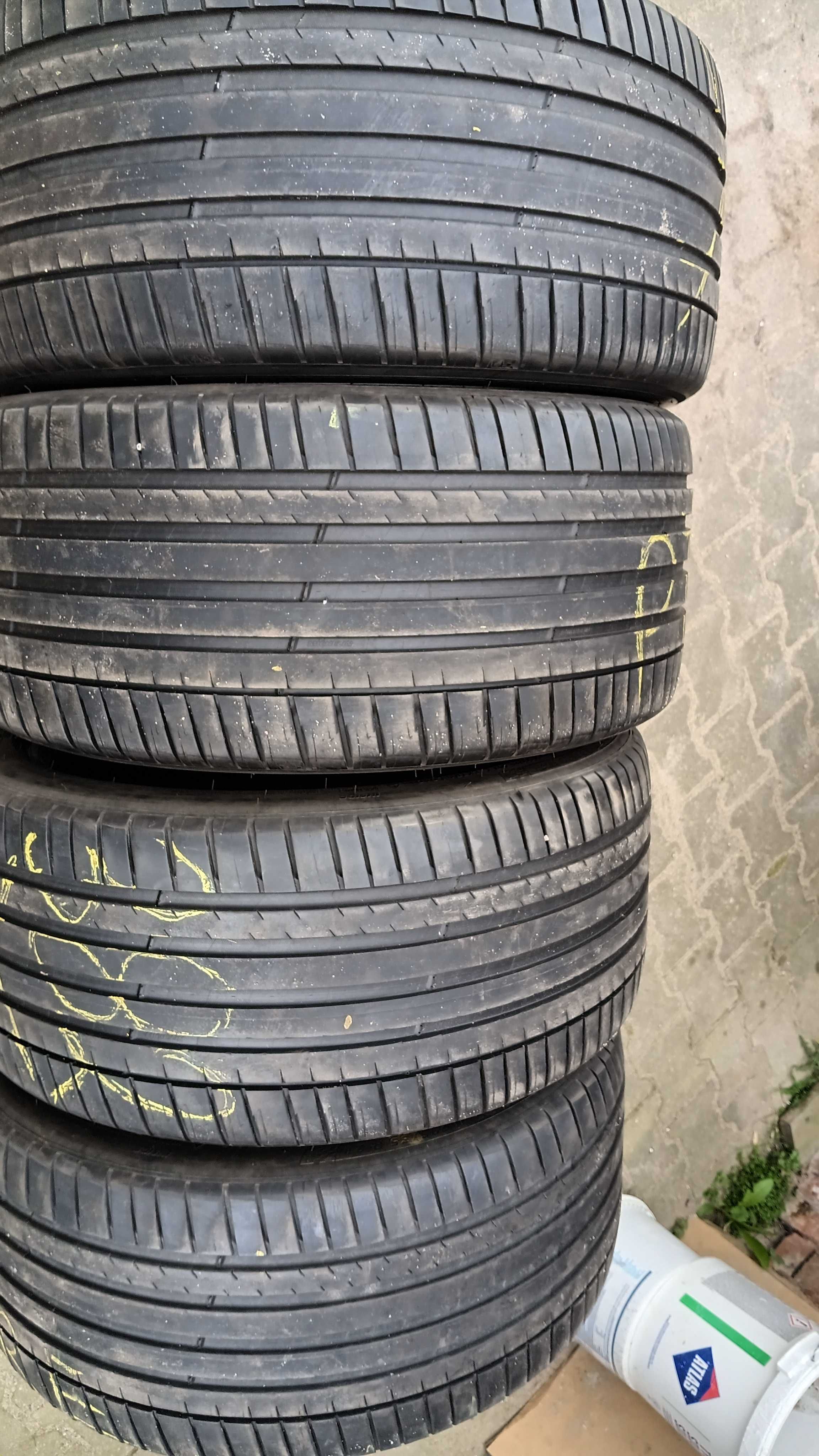 Opony Michelin 295/35/21 lato