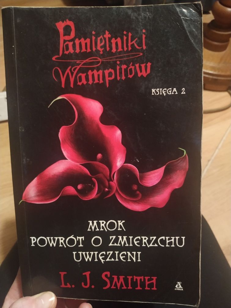 Pamiętniki wampirów księga 2