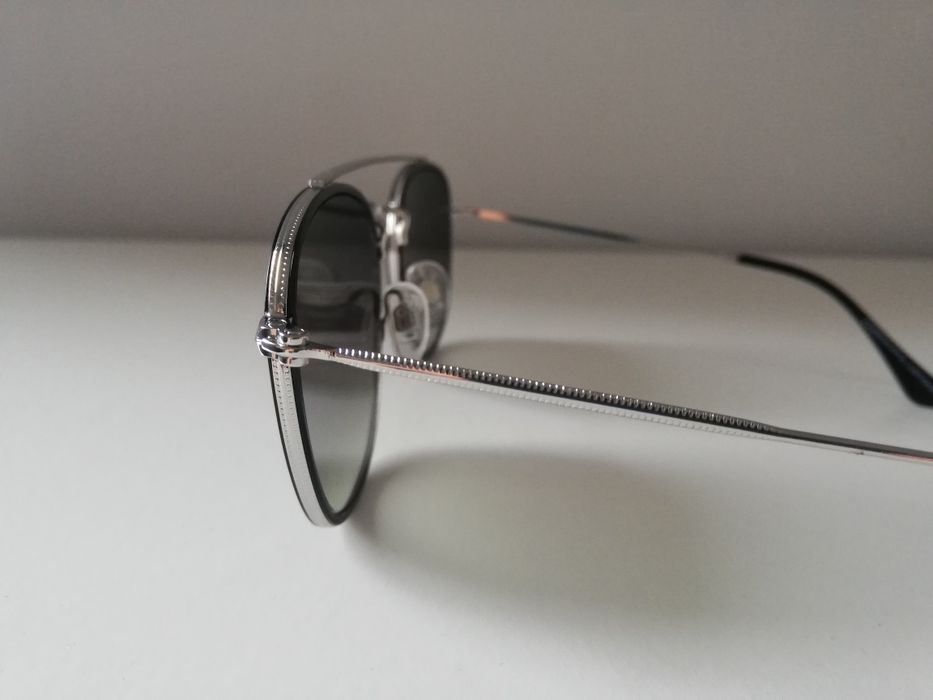 Óculos escuros Carolina Lemke