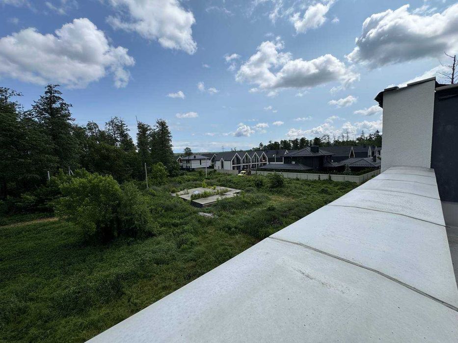 Продам дуплекс в закритому котеджному містечку в Ірпені. ТОРГ