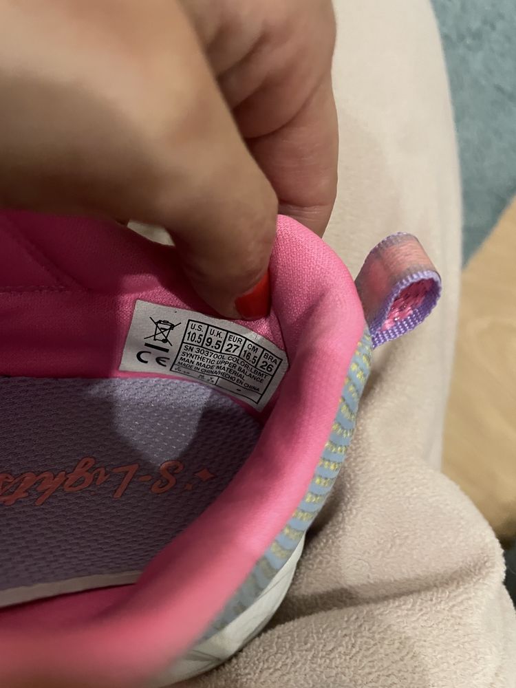 Sapatilhas Skechers tamanho 27 sem luzes