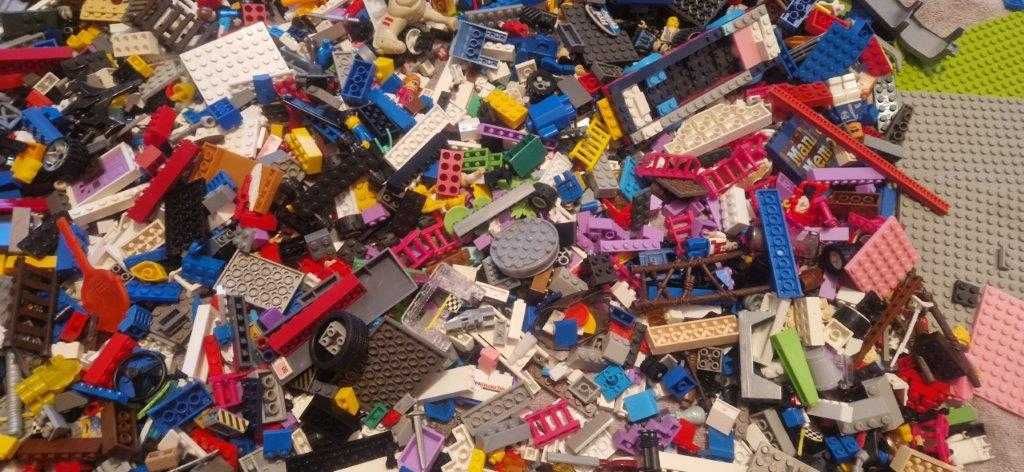 Lote de 9 Kg de peças tipo Lego