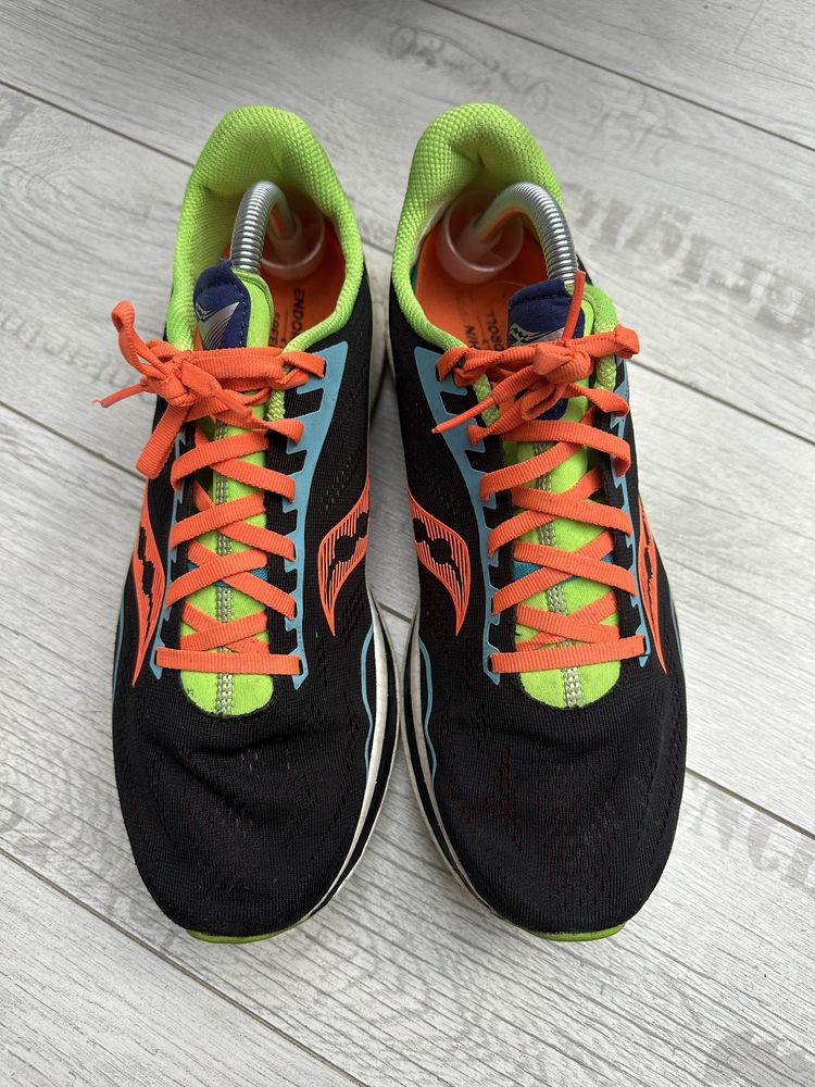 Buty do biegania Saucony Endorphin Pro r. 44,5