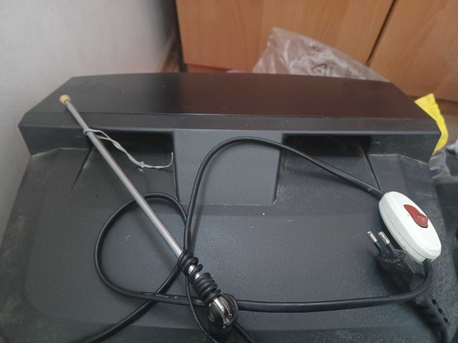 JVC av-1401ade color
