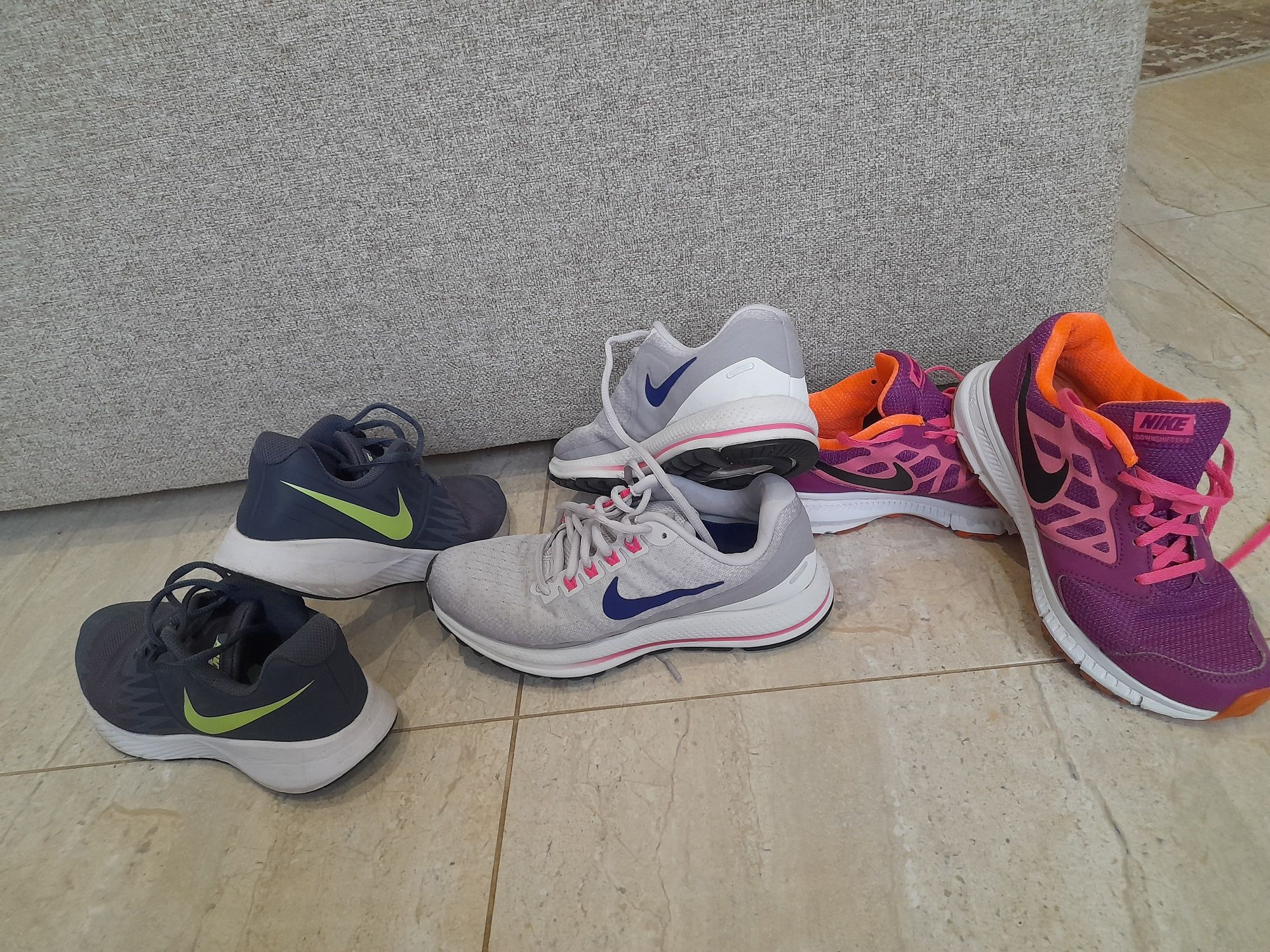 Кросівки жіночі Nike