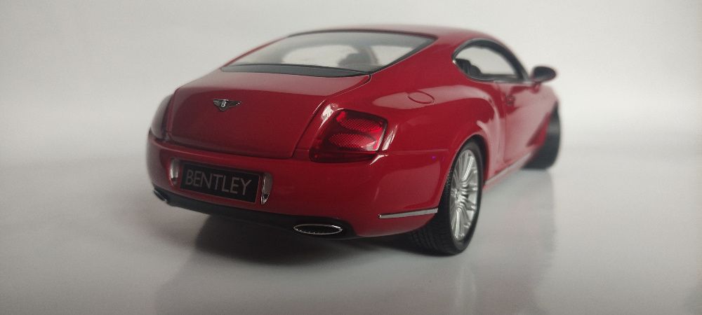 Bentley Continental GT 1/18 Minichamps