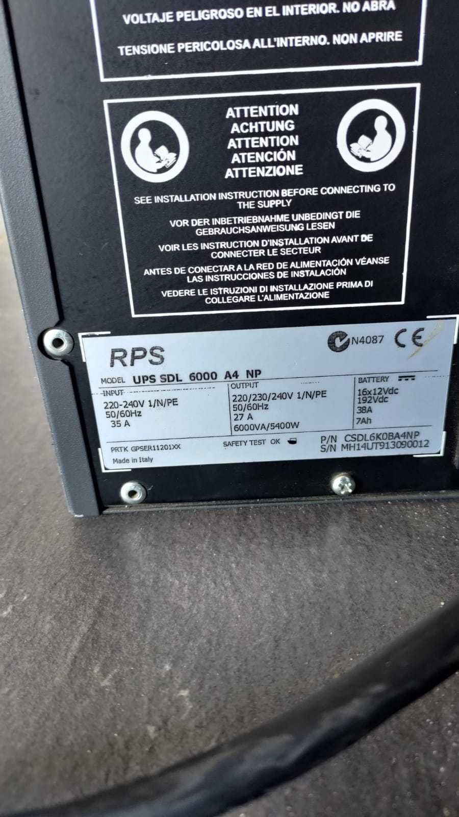 UPS SDL 6000 A4 NP + bateria BBX SDL 192V BC A6