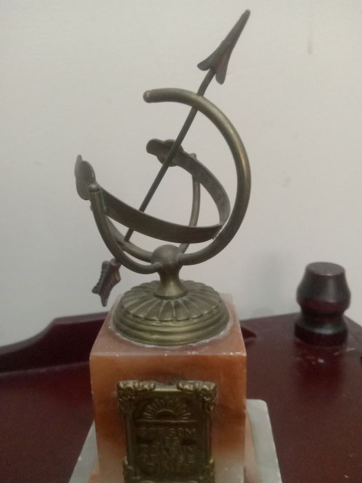 Zegar słoneczny gabinetowy PRL