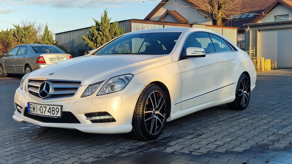 Mercedes-Benz Klasa E Mercedes-Benz E250 Coupe (W207)