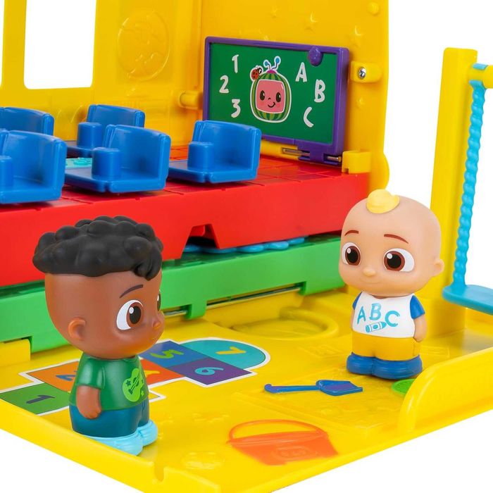 Музыкальный раскладной школьный автобус Кокомелон CoComelon School Bus