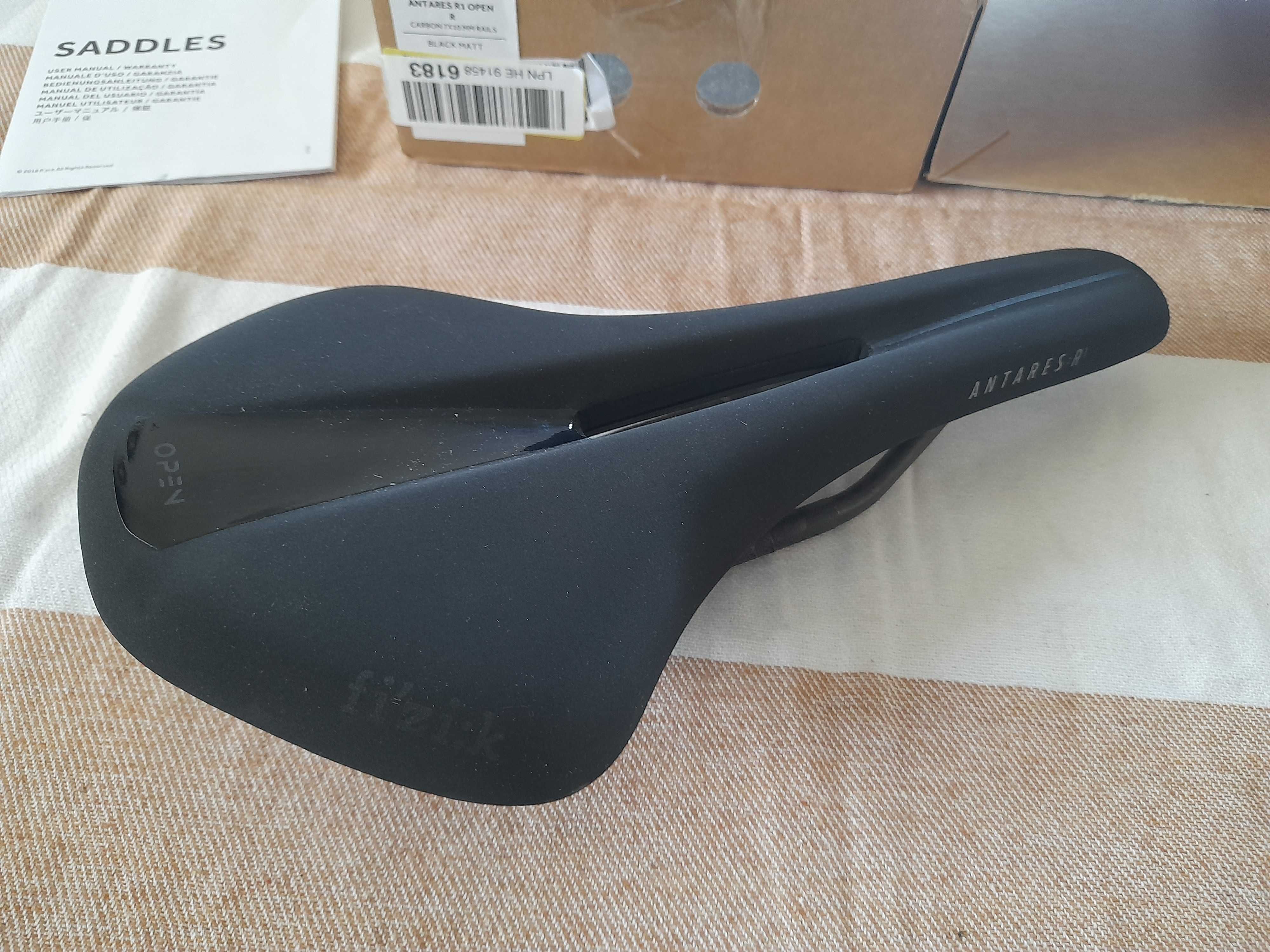 Fizik siodło Antares R1 Open Large
