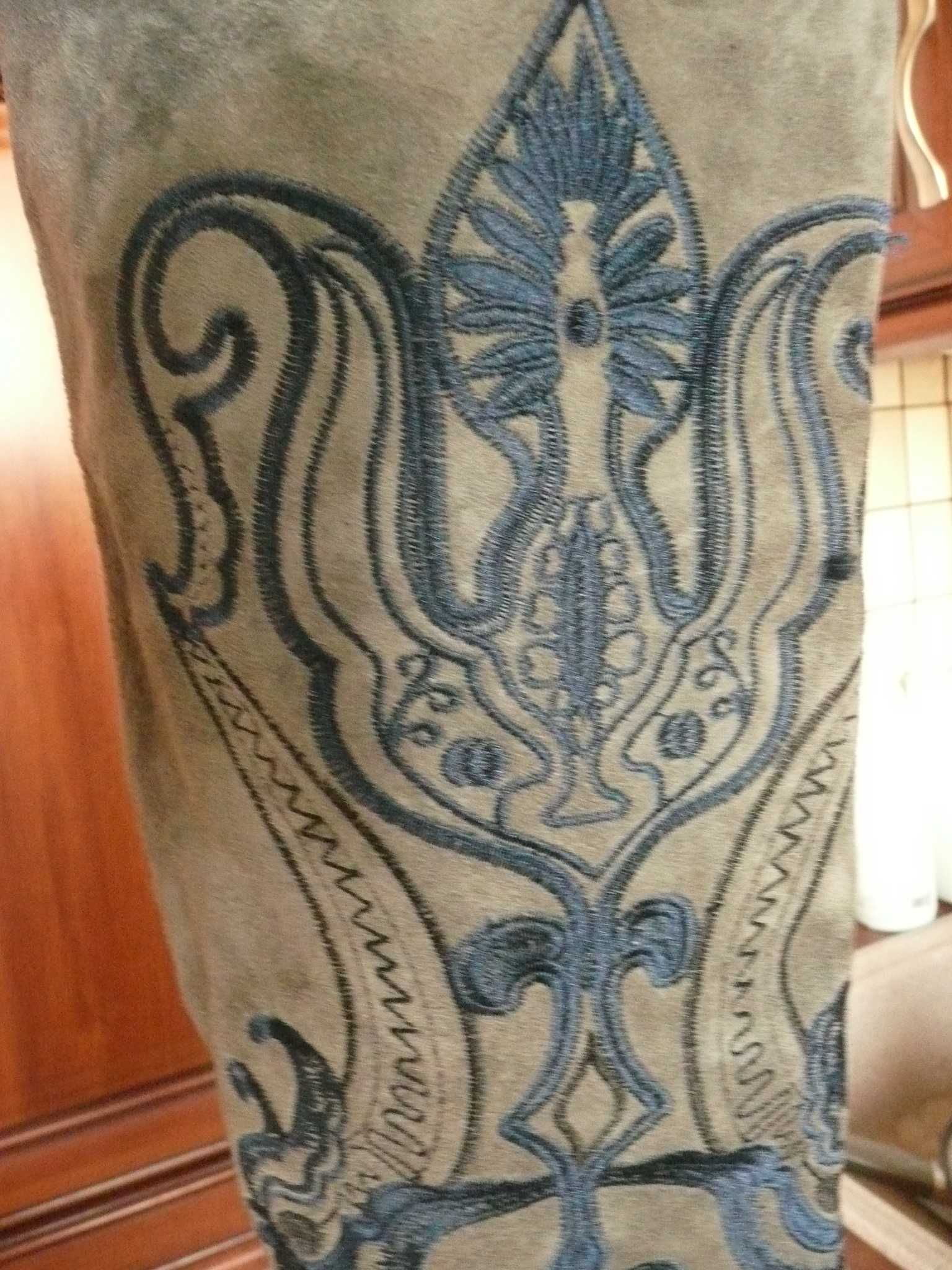WITTCHEN szare zamszowe haftowane handmade 38