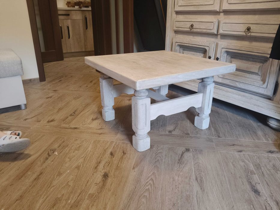 Stolik Dębowy bielony