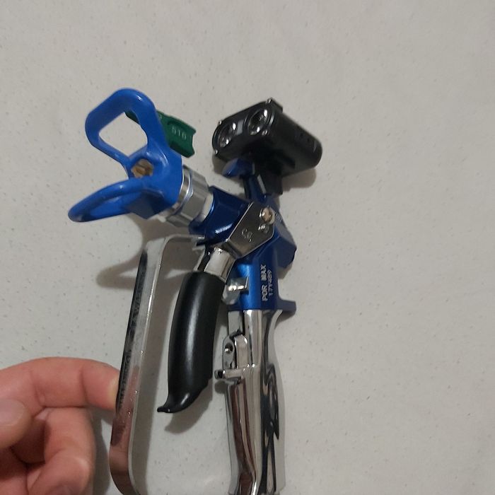 Pistolet z lampą led ładowaną USB jak Procontractor ,dysza