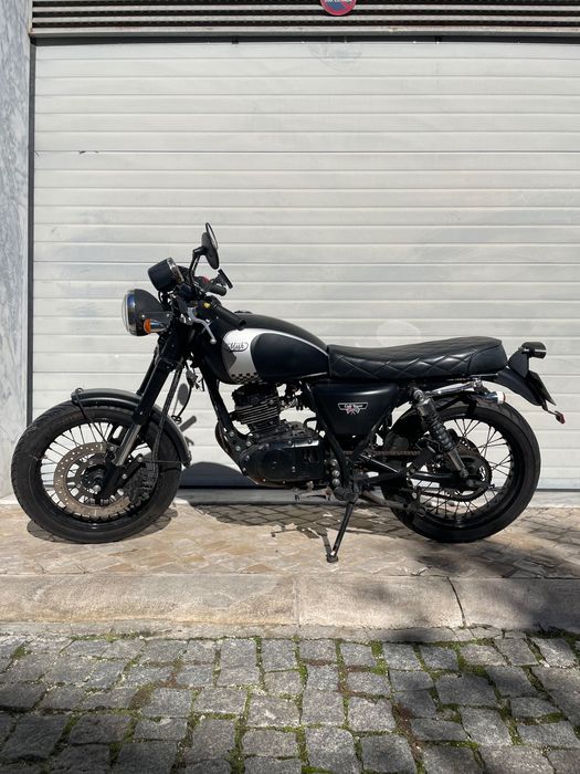 mash cafe black 125 cc