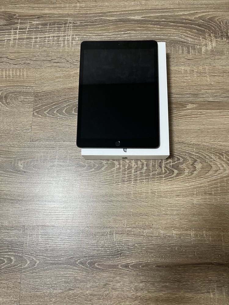 IPad 8th 10.2" 2020 32GB Wi-Fi