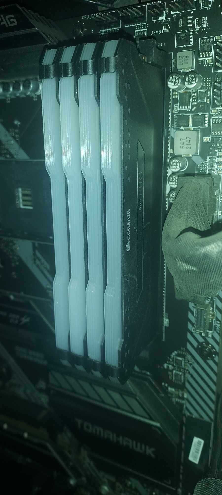Pamięć Corsair Vengeance RGB PRO, DDR4, 4x8 GB, 3200MHz, CL16
