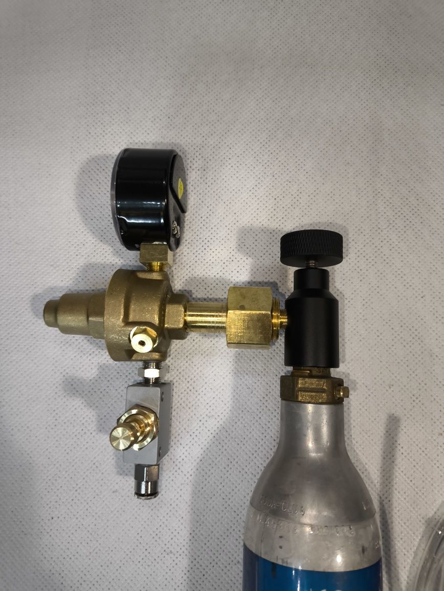 Zestaw CO2 SODASTREAM do akwarium