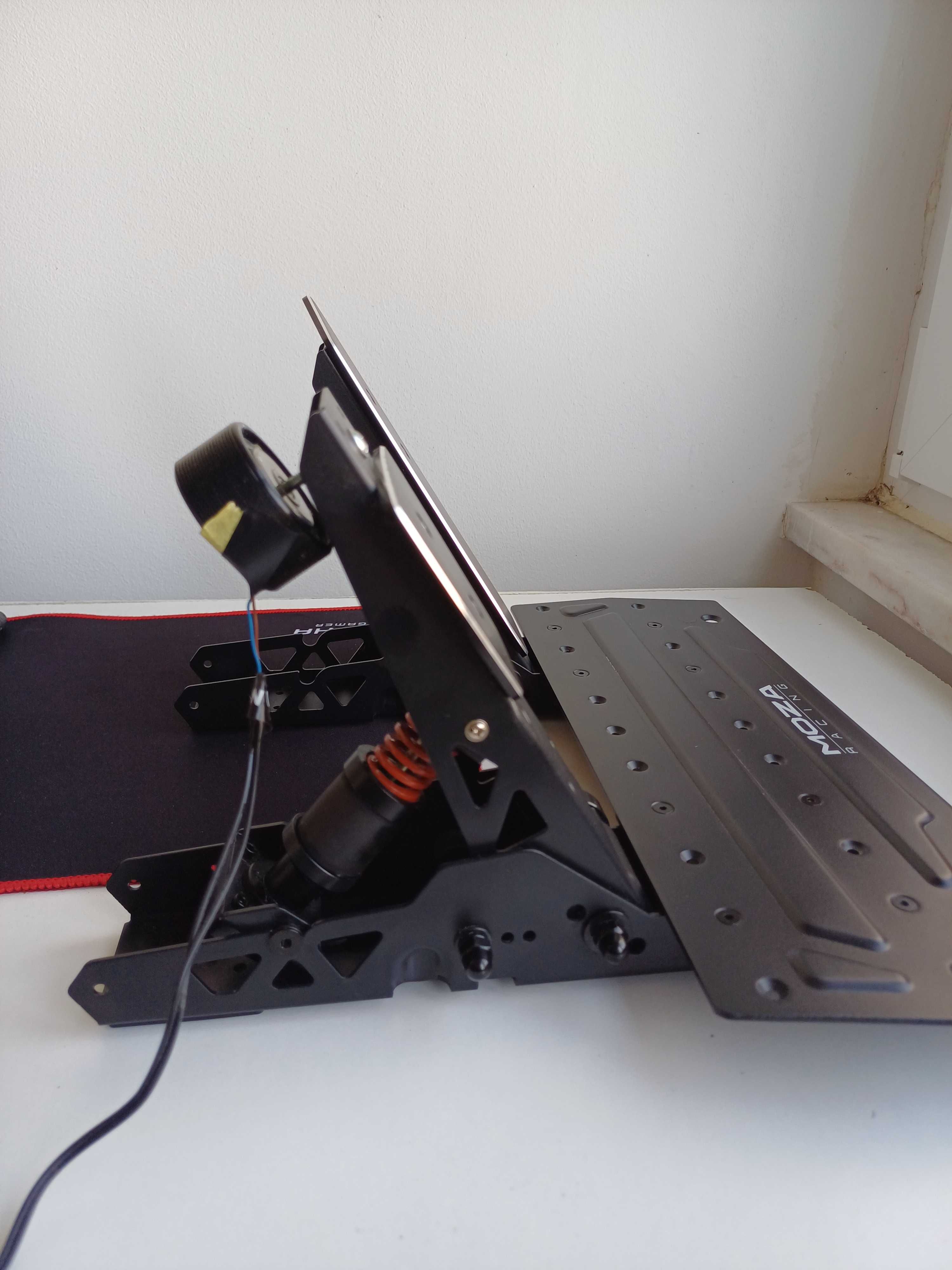 Moza pedais SR-P + Acessorios Simracing