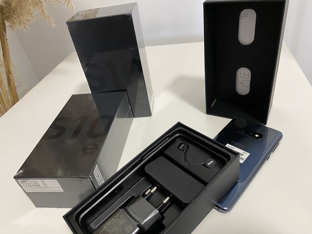 Samsung Galaxy S10E G970F/DS (Нові в плівках) Samsung s10. 2 сім карти