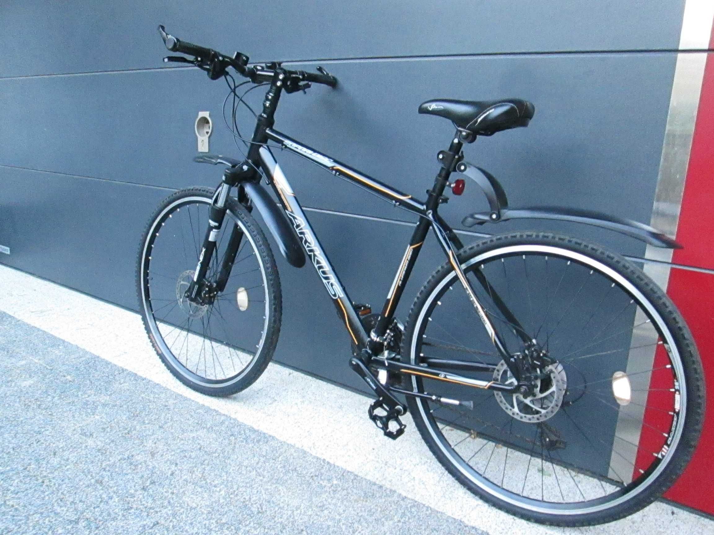 Fajny rower krossowy ARKUS SAFARI DISC Shimano hydraulika 49 cm.