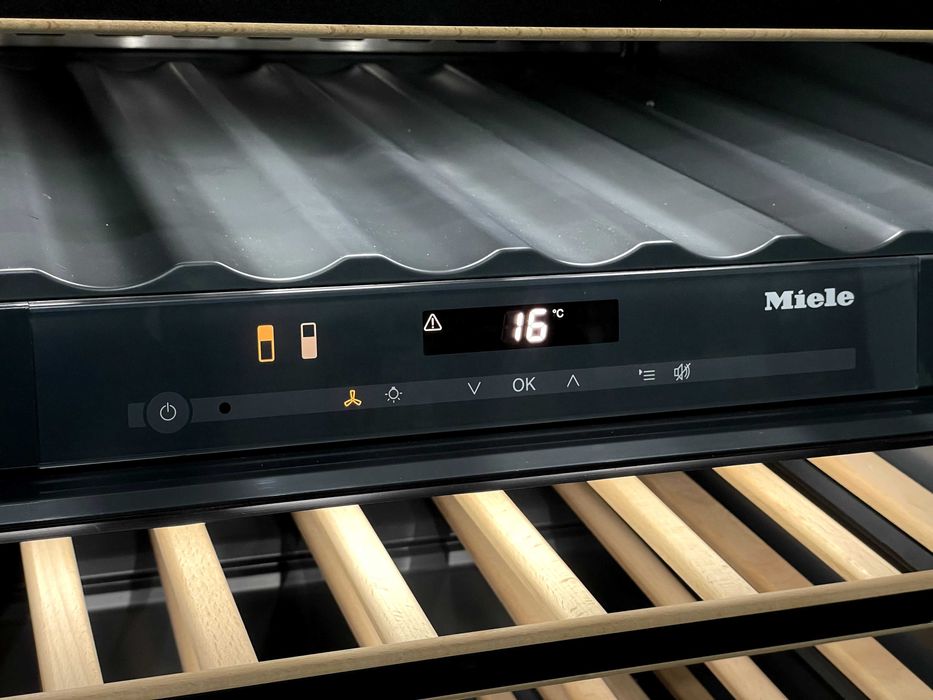Винний Холодильник Miele KWT 6322 Шкаф без ручки