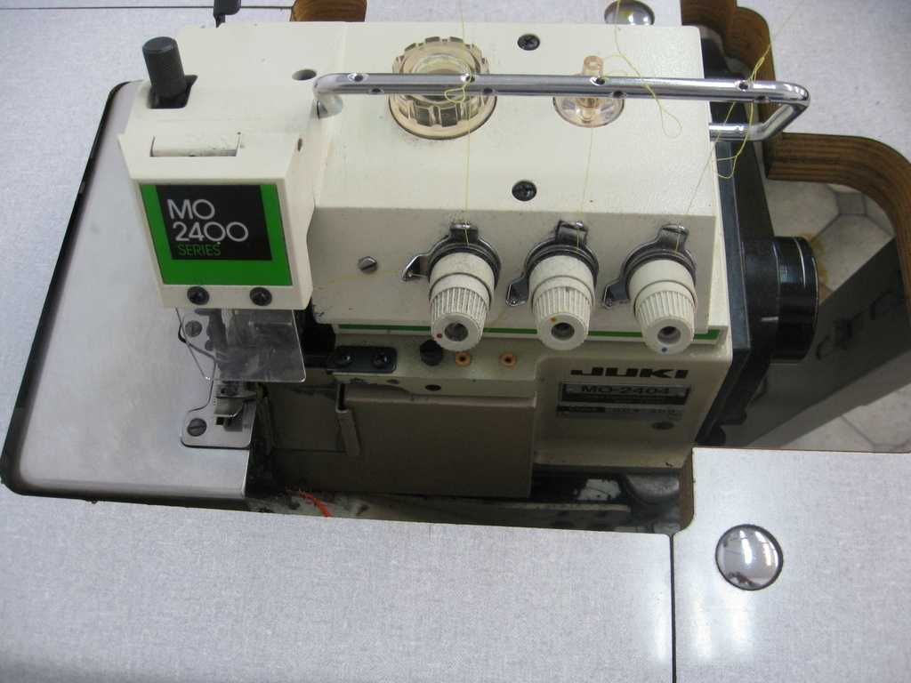 Overlock  przemysłowy  JUKI  3- nitkowy