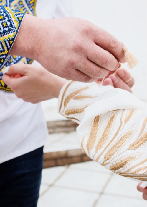 Сукня вишиванка біла. Прокат сукні. Оренда сукні.  Продаж