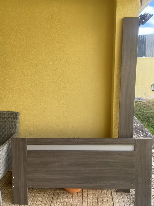 Cama de casal com estrado