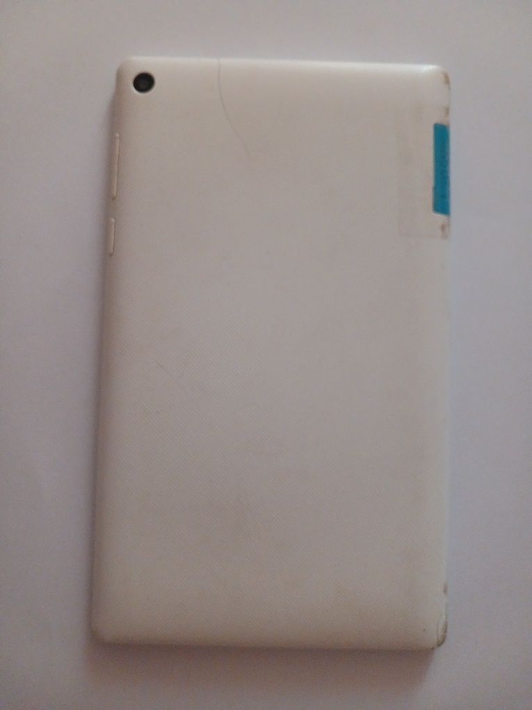 Планшет Lenovo TAB3 7 Essential