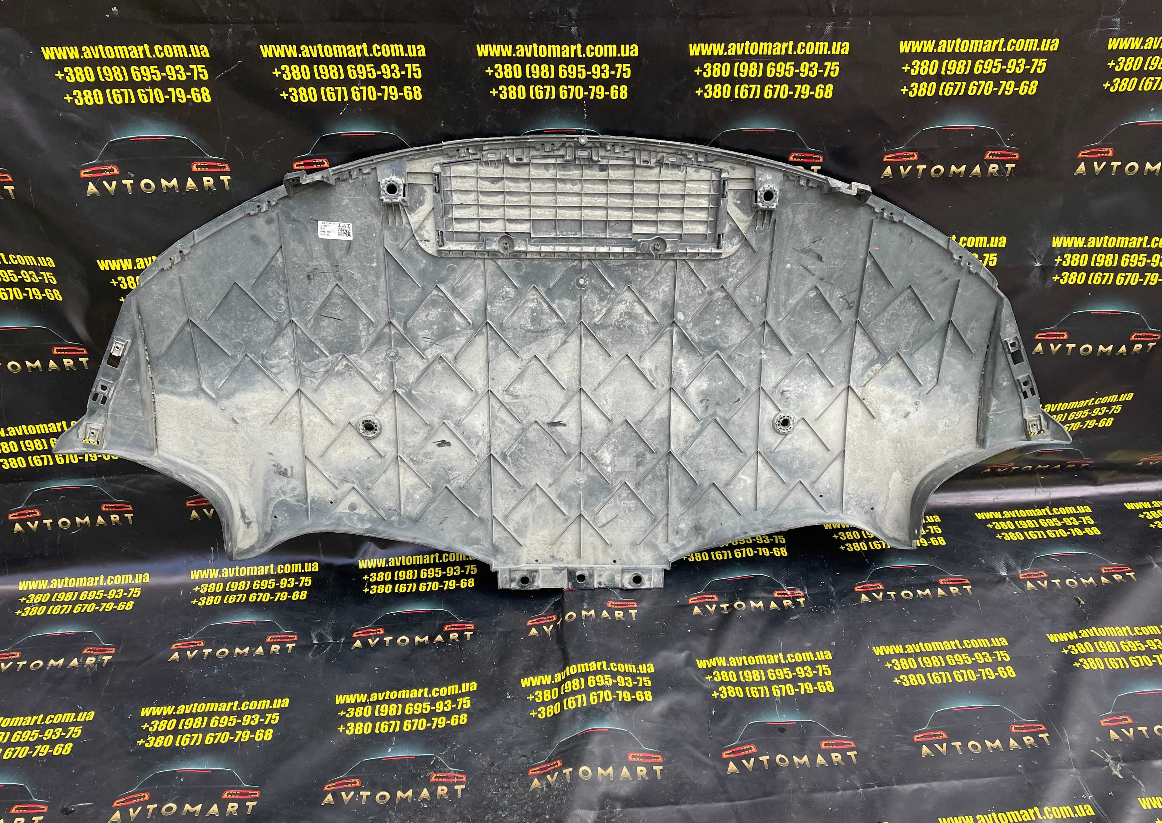 Tesla 3 Диффузор бампера заднего нижний Tesla model 3 1135410-00-A