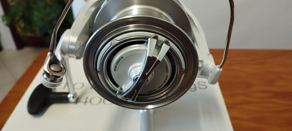 Carreto Shimano MGS xsc