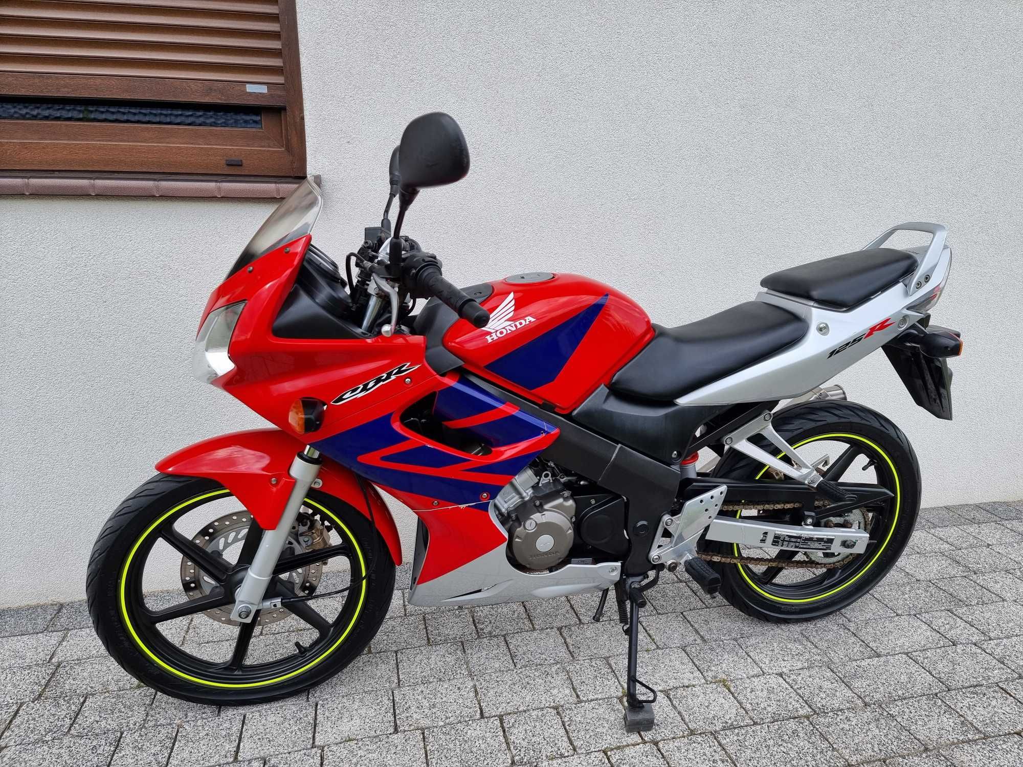 Honda CBR 125 R wydech MIVV 19 tkm Super Stan z Niemiec