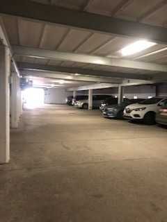 Miejsce postojowe w garażu podziemnym przy Hallera 157